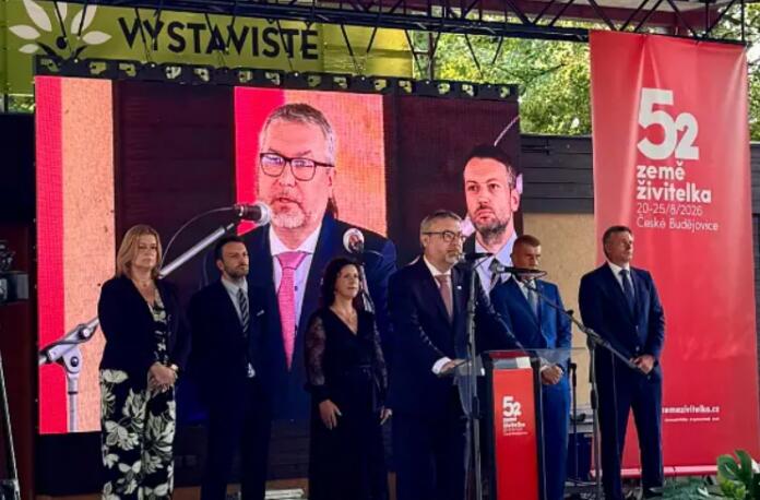 Země živitelka